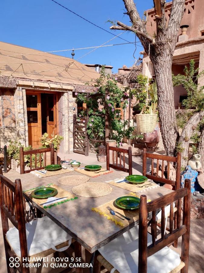 Dar Isselday Bed & Breakfast Tisseldei Bagian luar foto