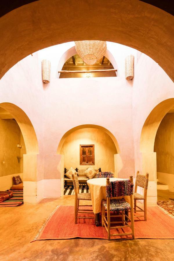 Dar Isselday Bed & Breakfast Tisseldei Bagian luar foto